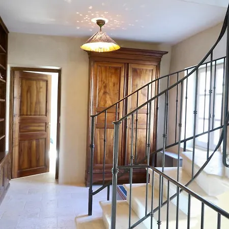 Beautiful House With Swimming Pool In The Historic Center *